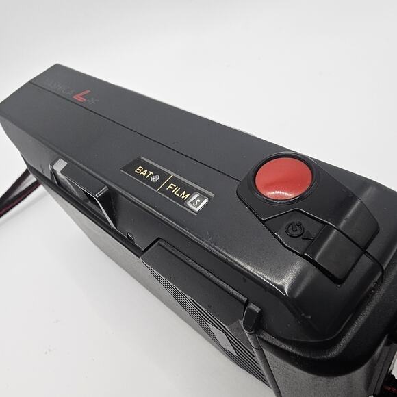 Yashica Kyocera L AF Date DX 35mm Point & Shoot 35mm Film Camera Japan - Picture 7 of 11